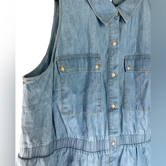 Women's Denim Sleeveless Mini Shirtdress  Ava & Viv light Denim Wash - Picture 4 of 11